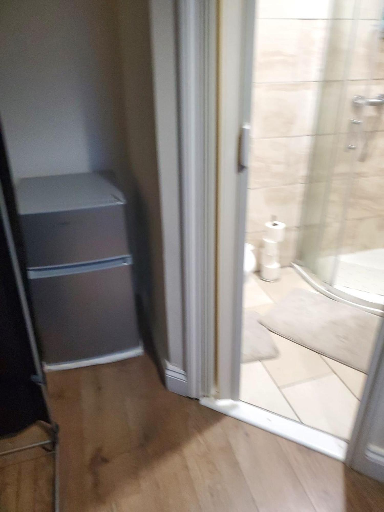 En Suite Bedrooms, Heaton, Newcastle 객실 사진